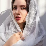 دانلود رمان بهشت را در قلب من بس